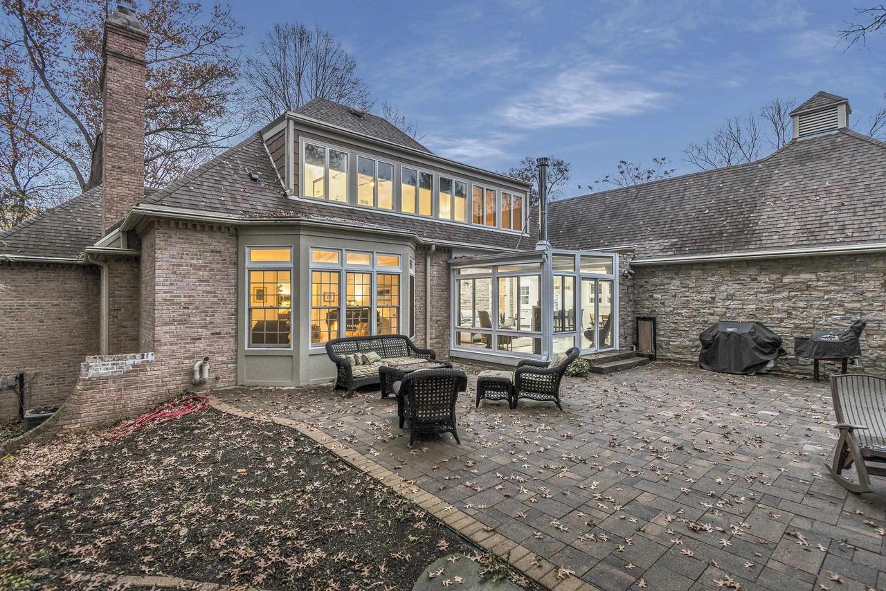 1428 Carrington Street