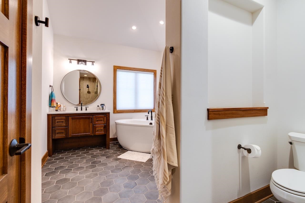 5786 Derby Downs Drive