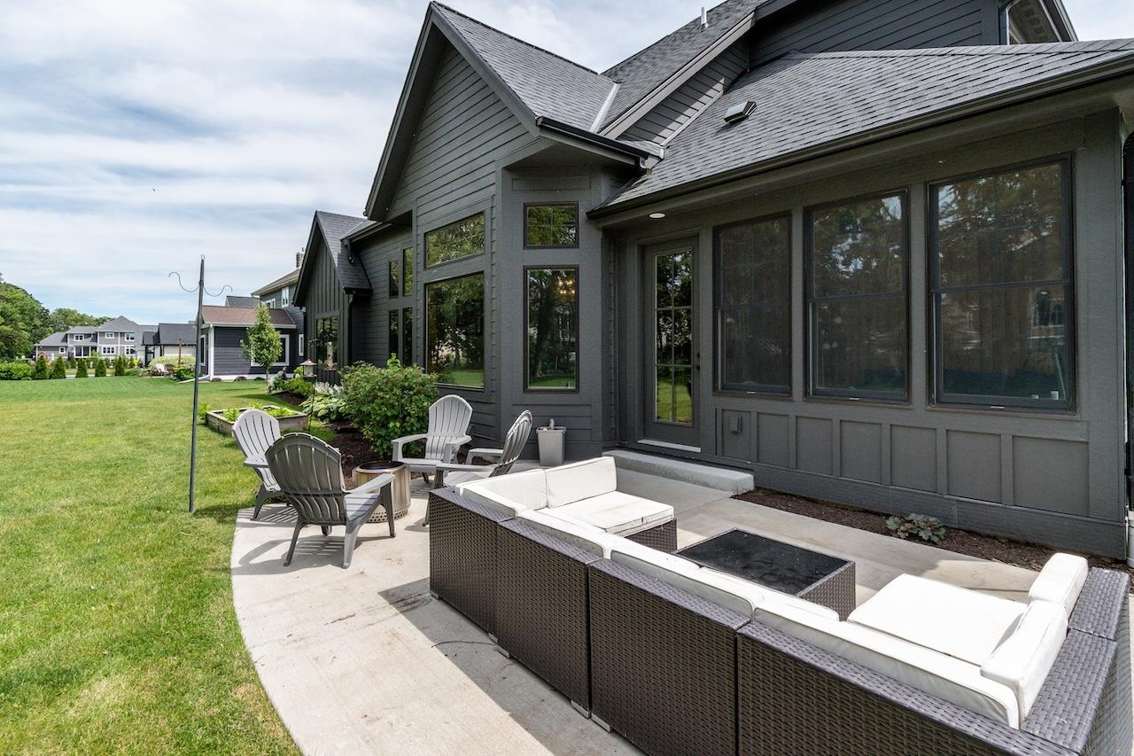 5786 Derby Downs Drive