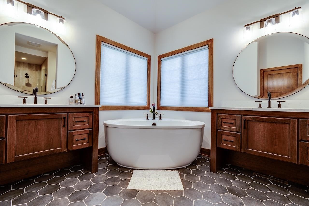 5786 Derby Downs Drive