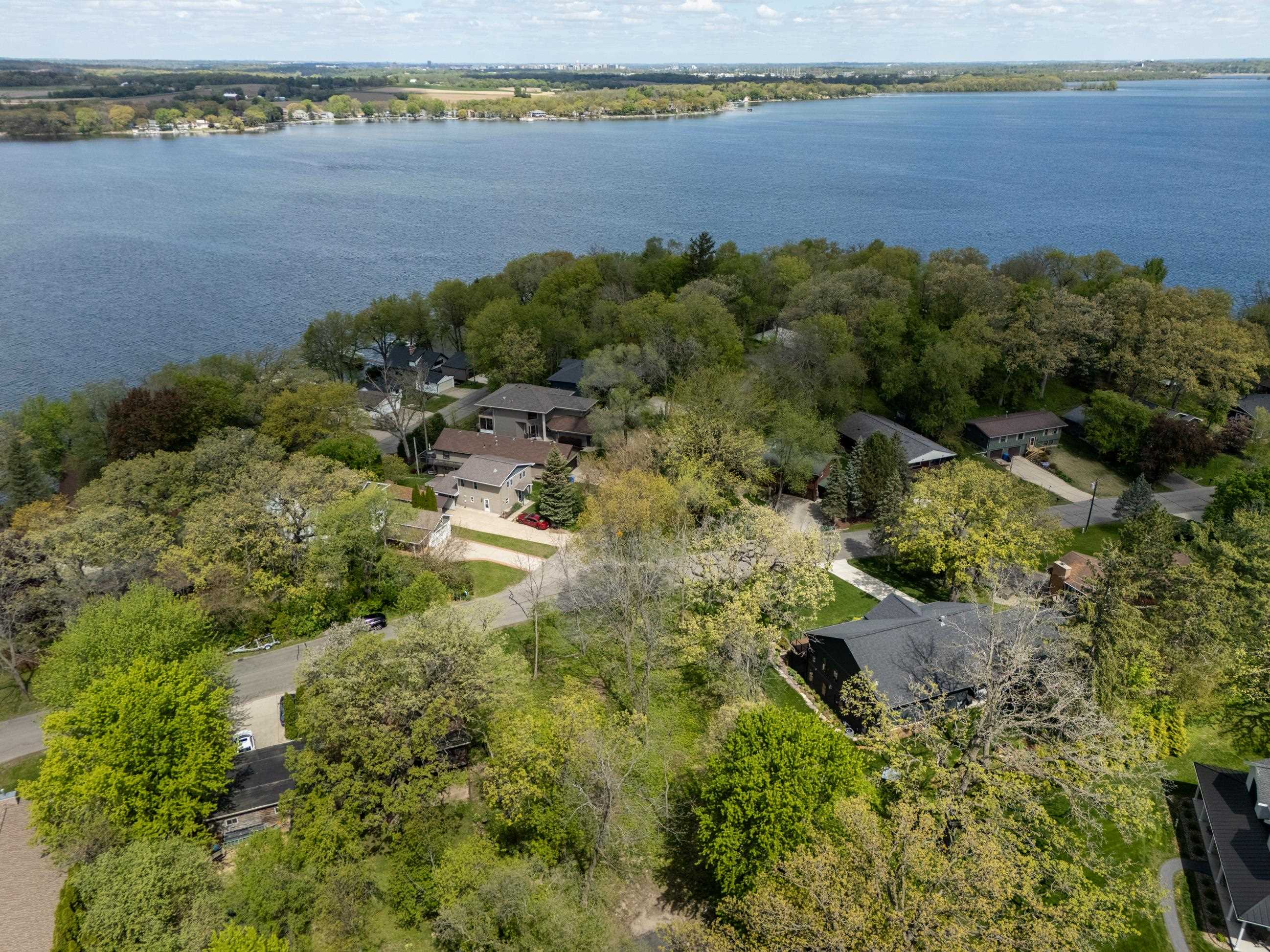 2722 Tower Road