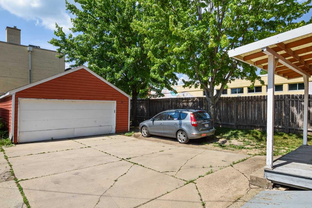 1224 jenifer Street 2