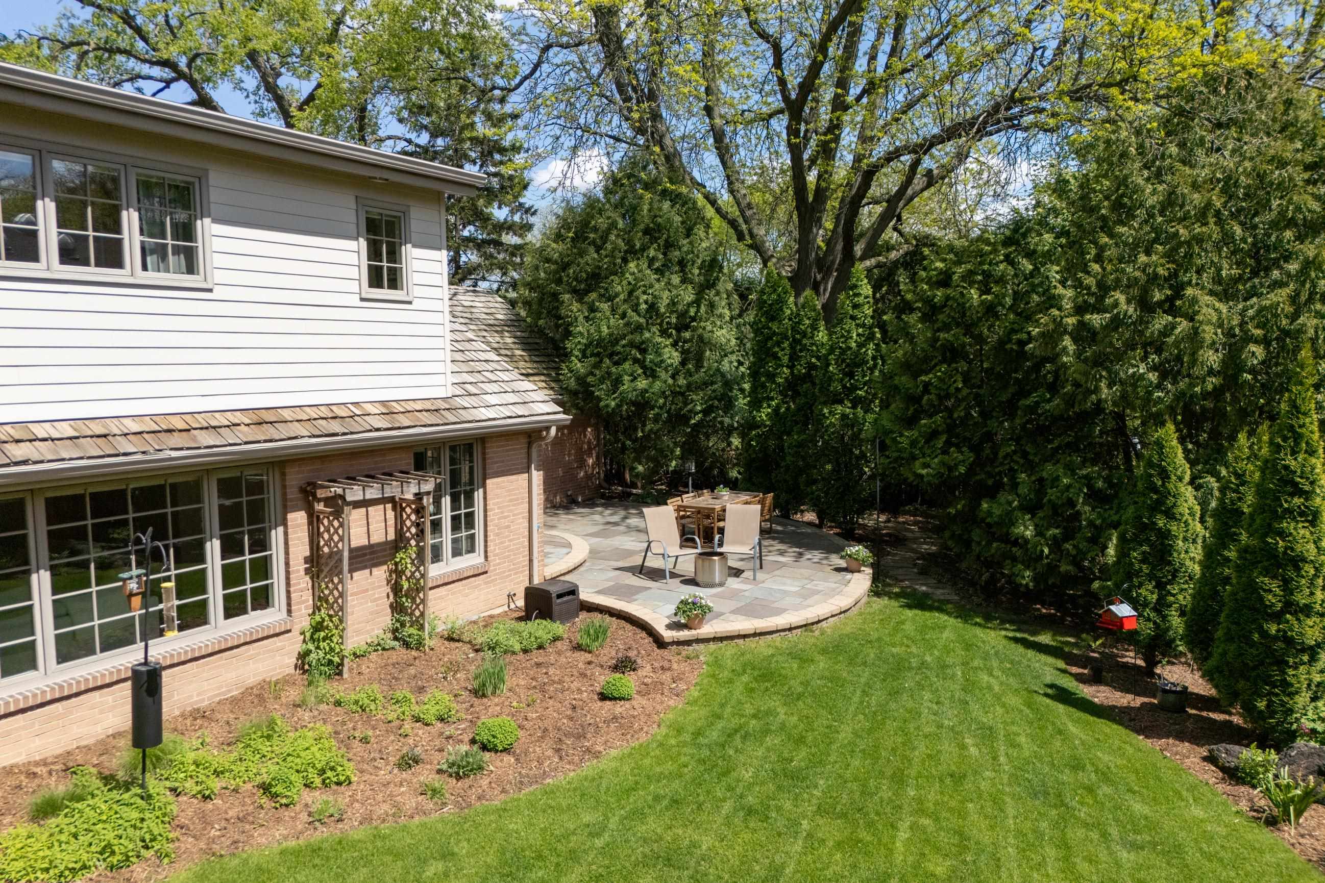 3 Fuller Drive