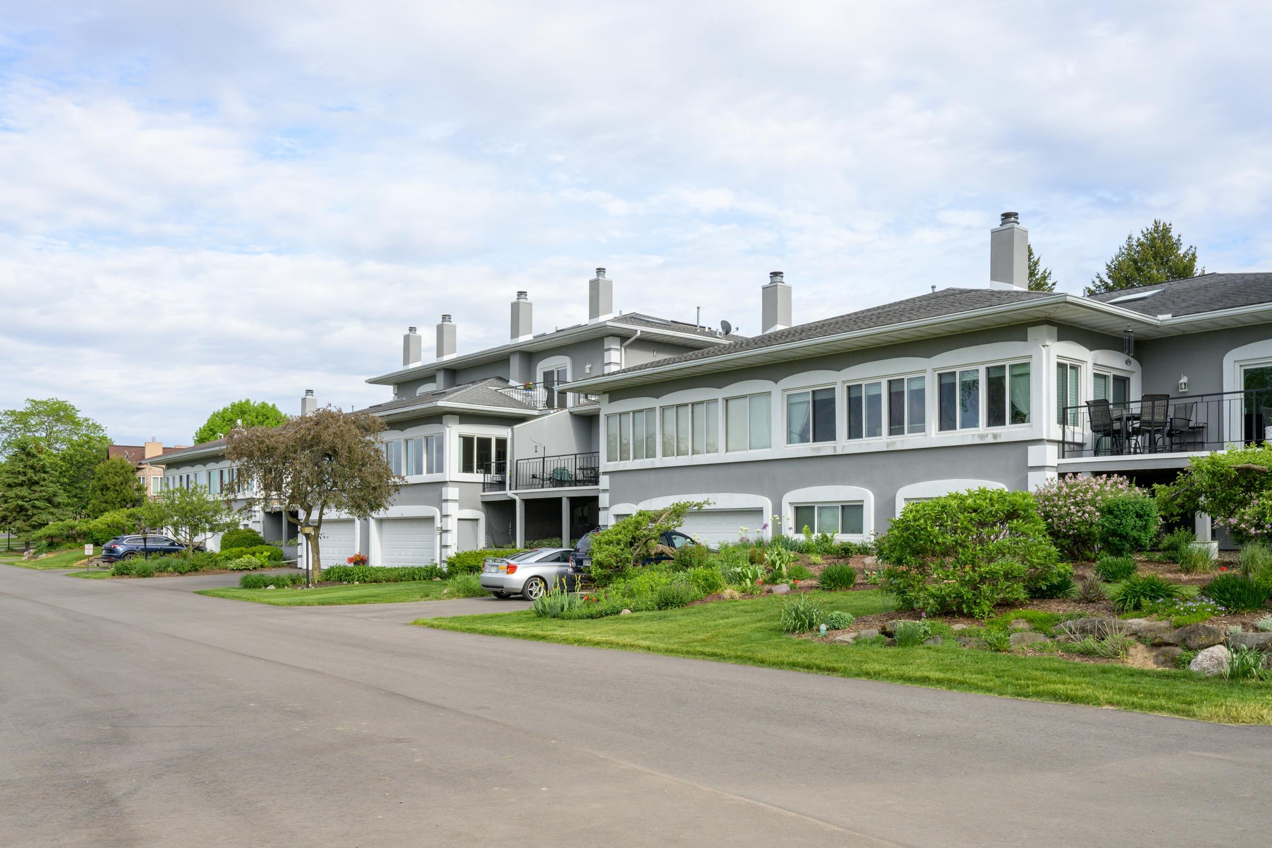 53 Golf Parkway