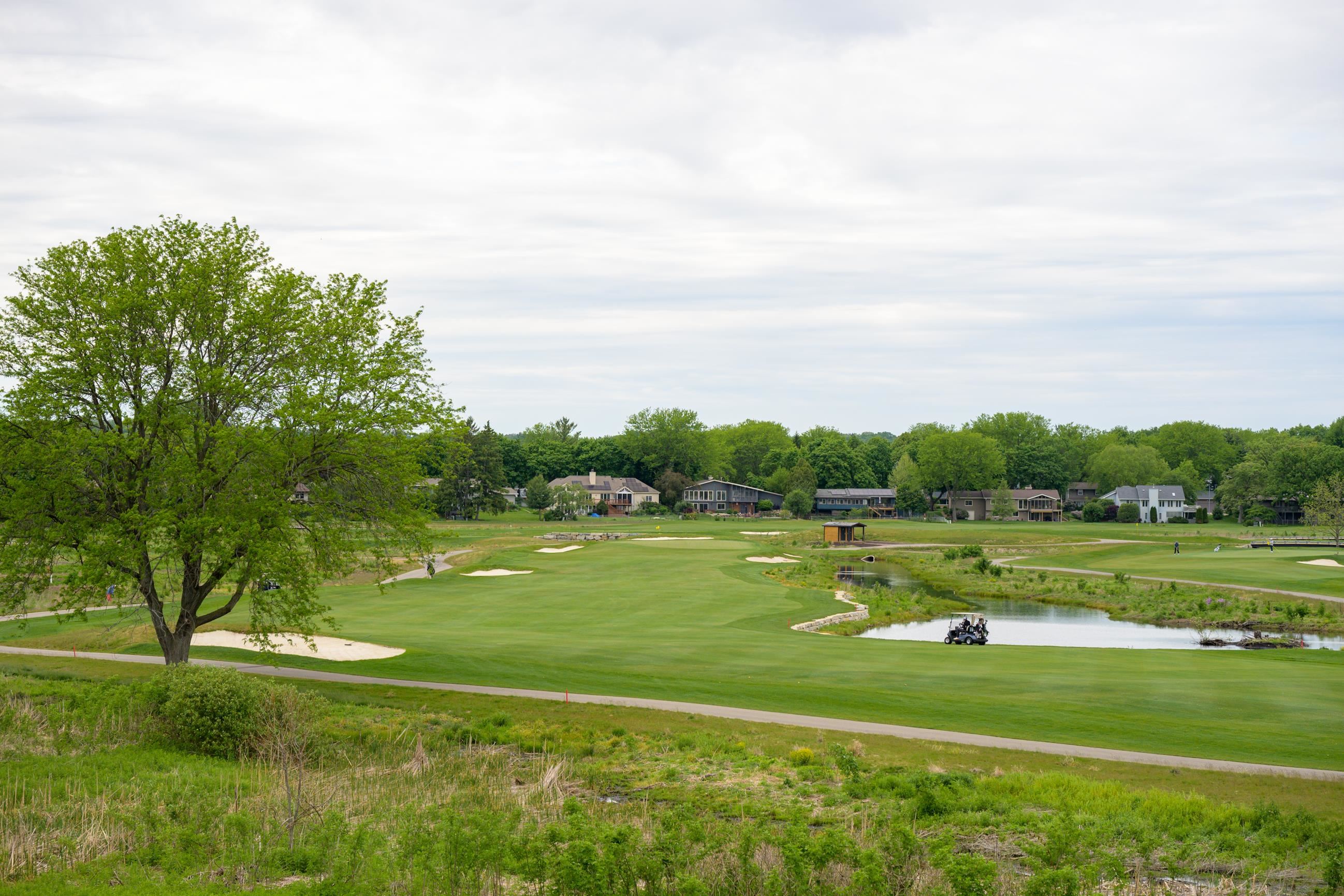 53 Golf Parkway
