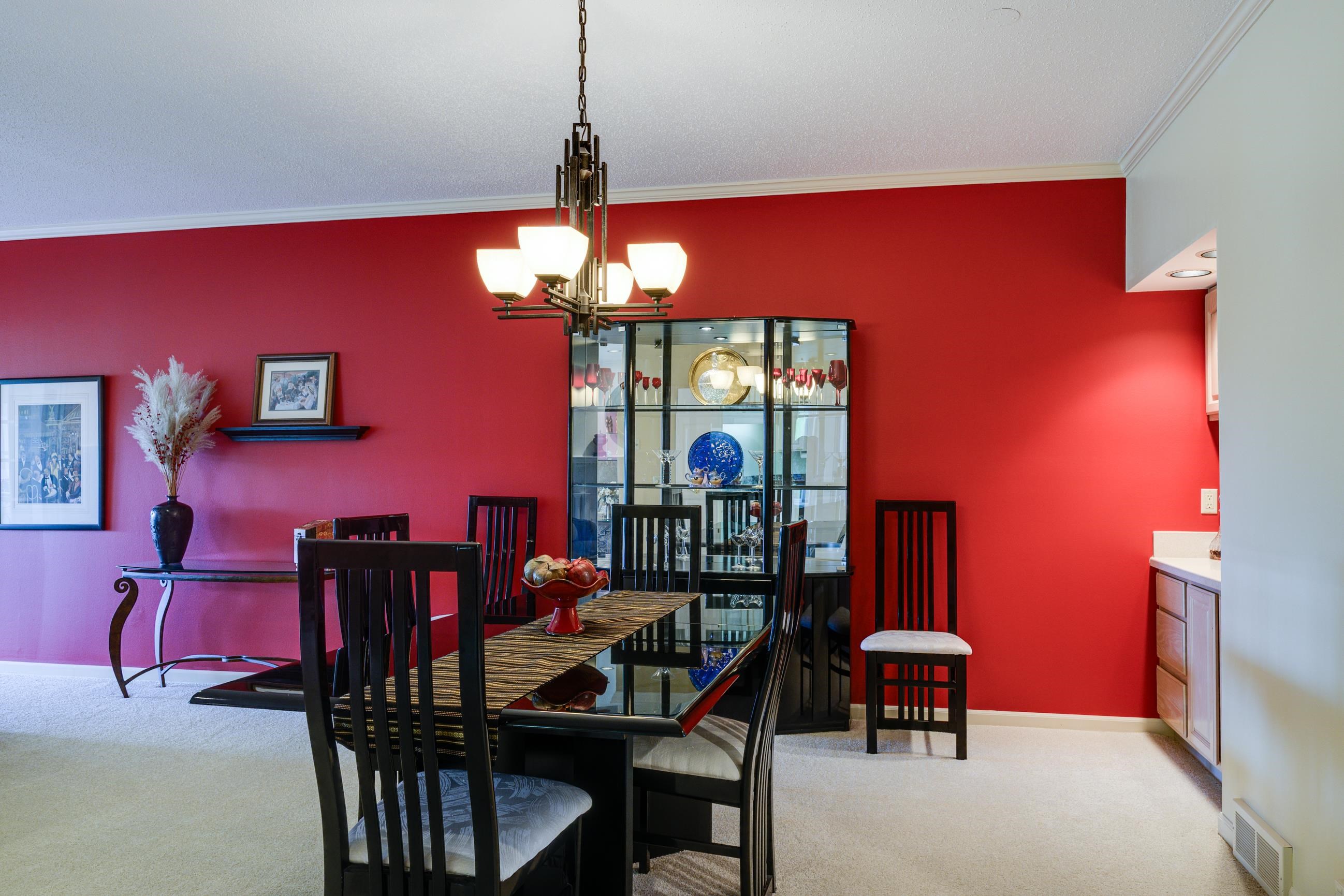 53 Golf Parkway