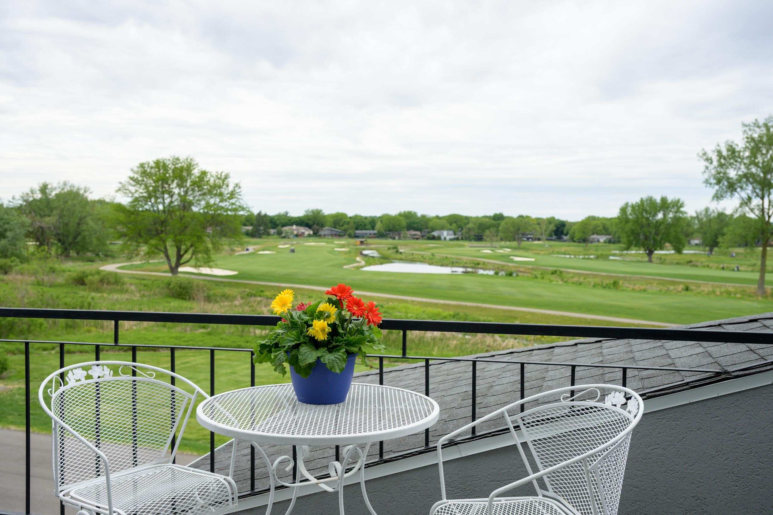 53 Golf Parkway