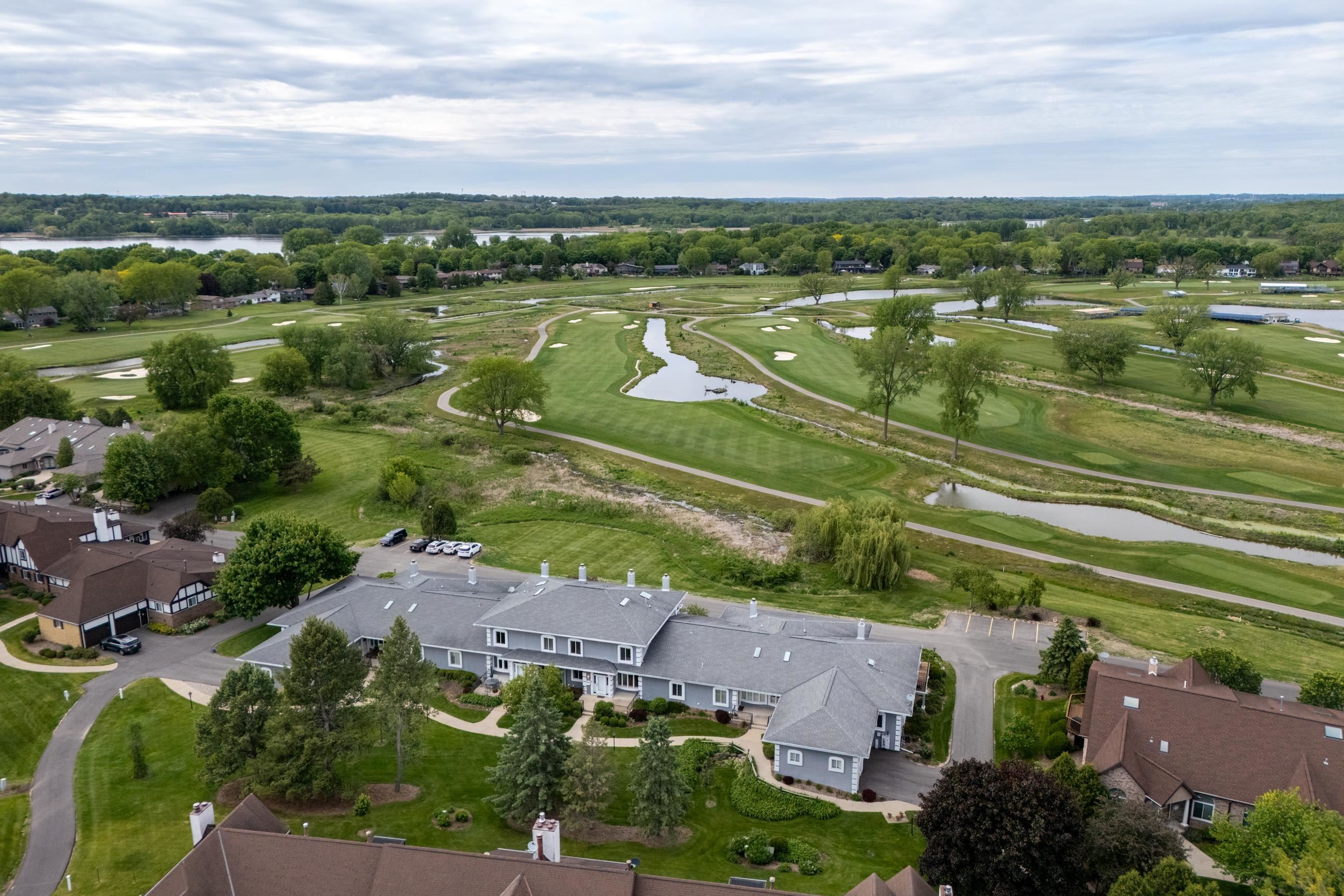 53 Golf Parkway