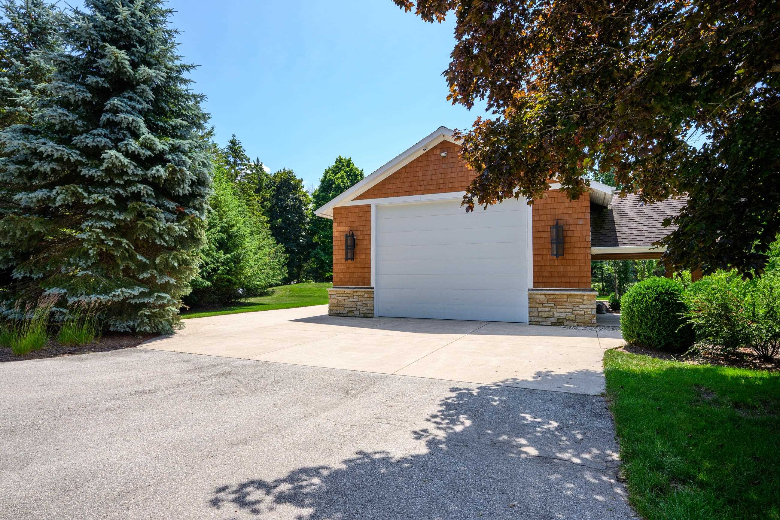 5707 Bay Shore Drive