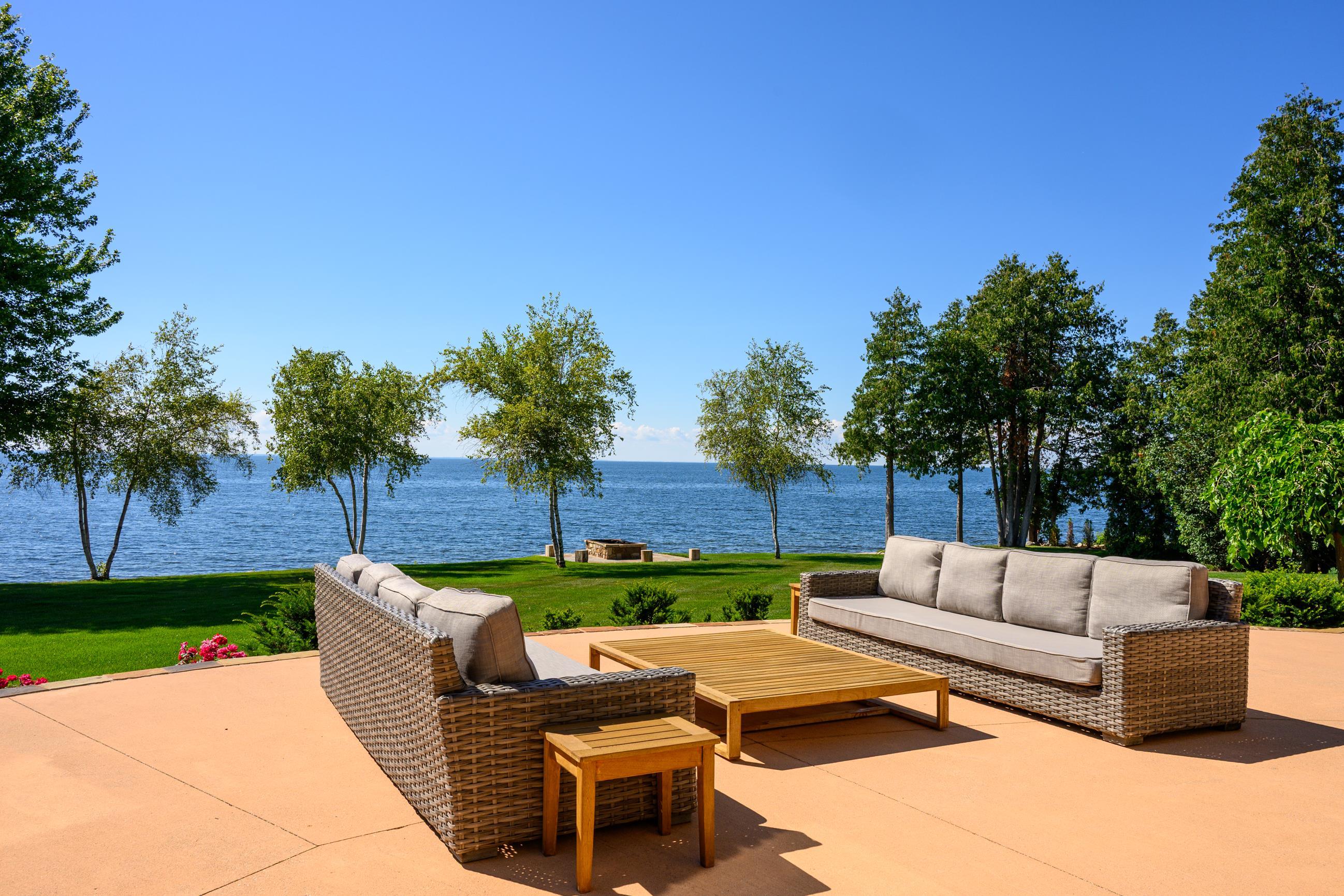 5707 Bay Shore Drive
