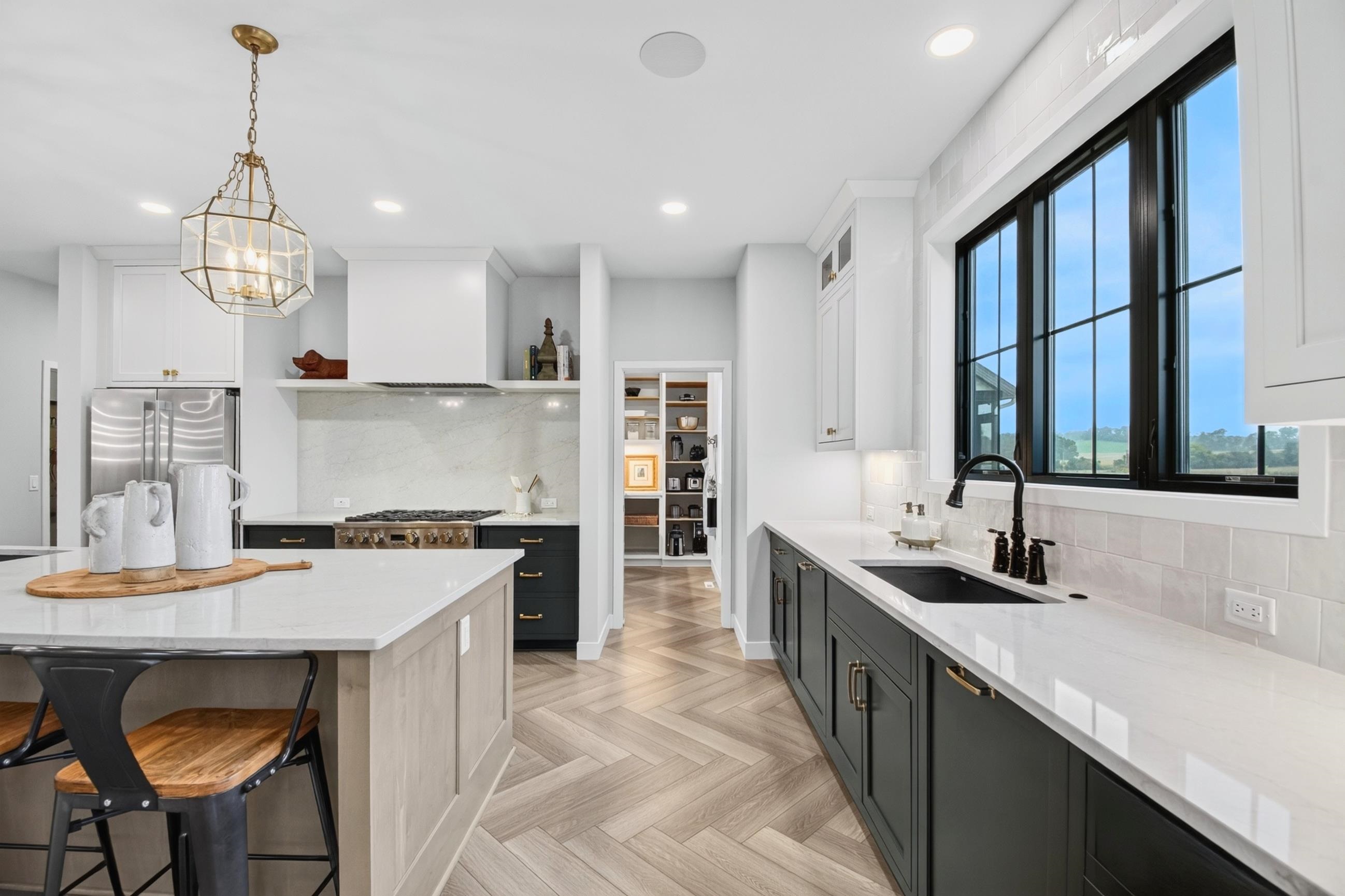 905 Roger Court