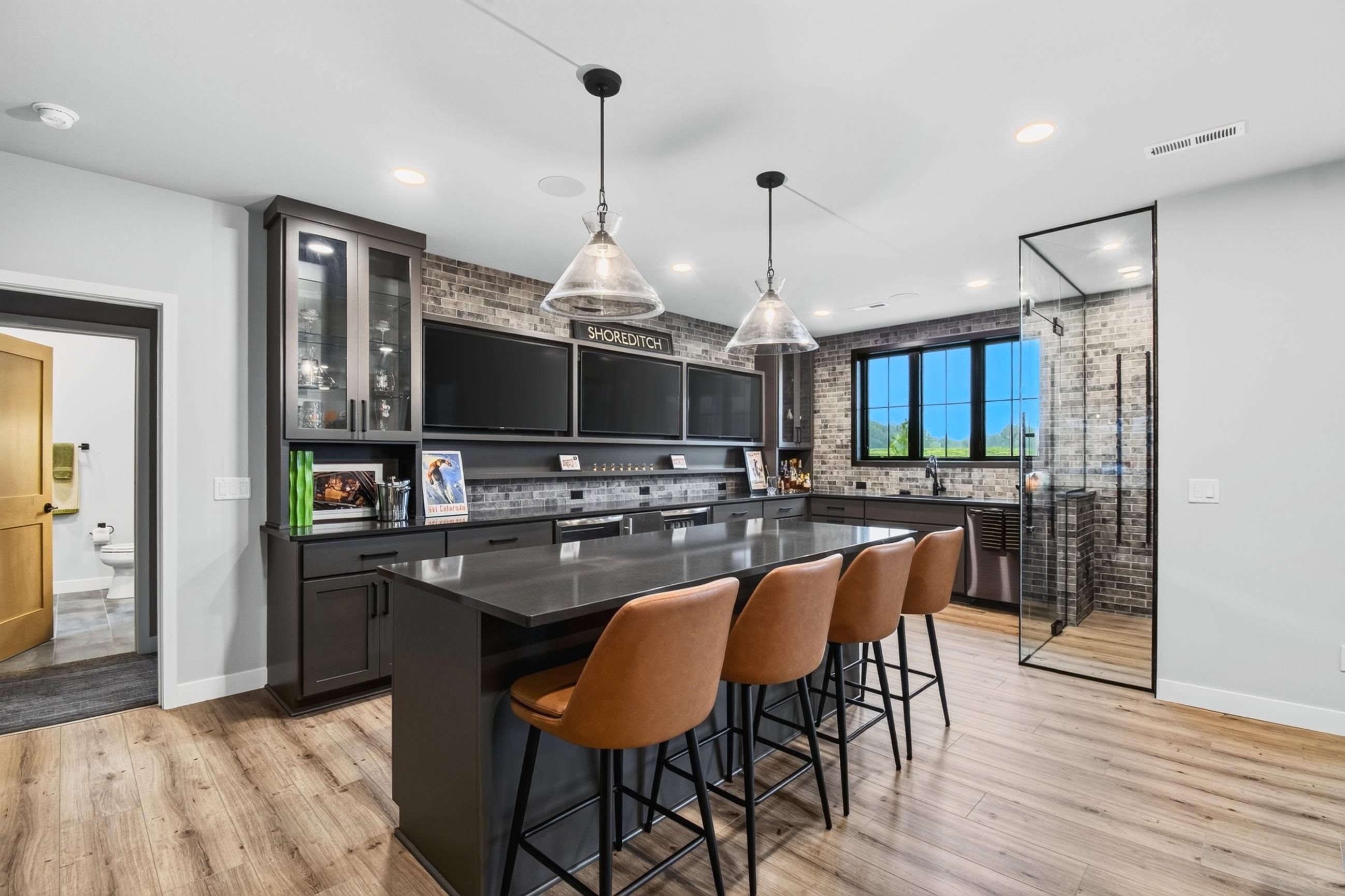 905 Roger Court