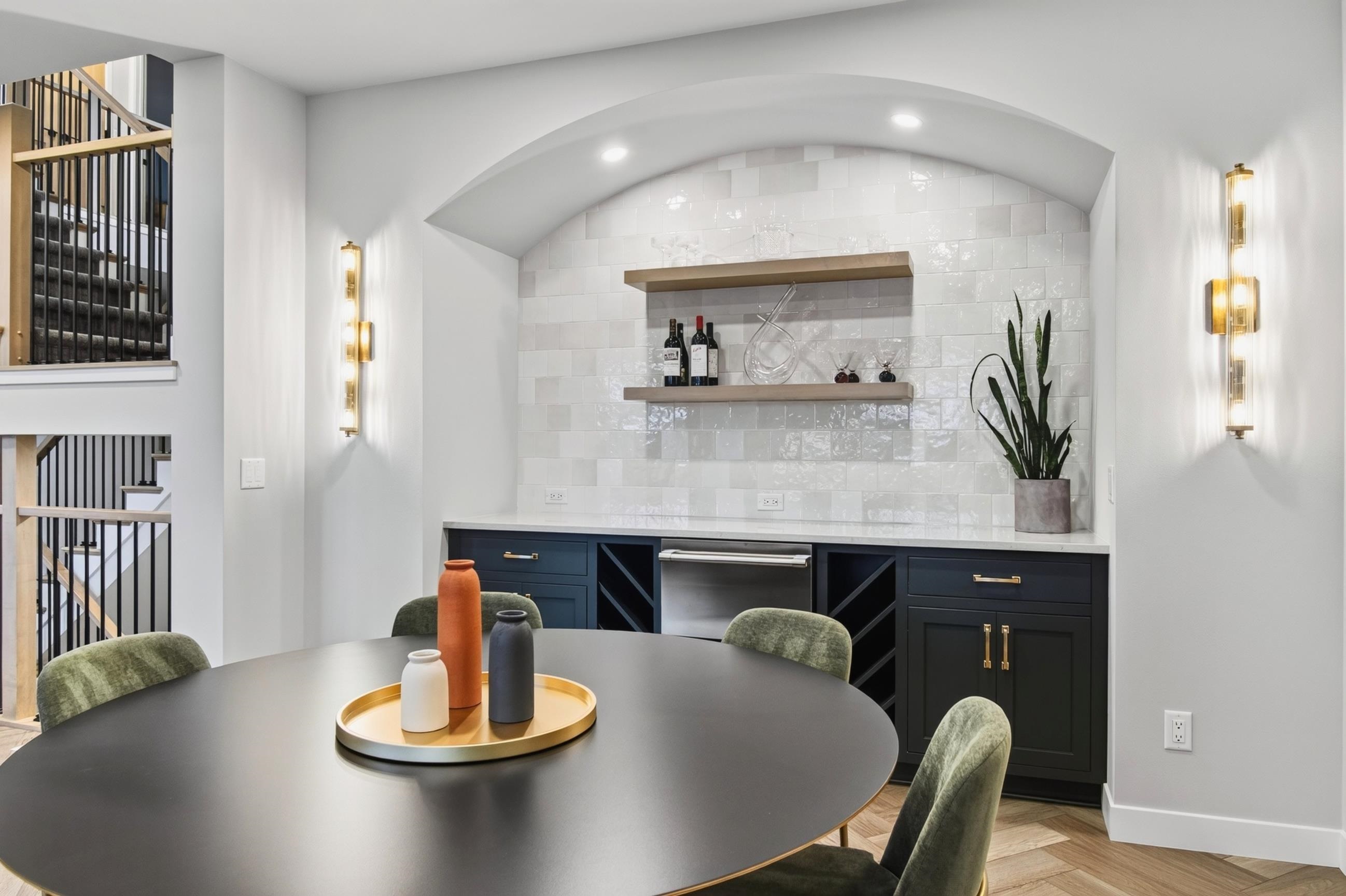 905 Roger Court