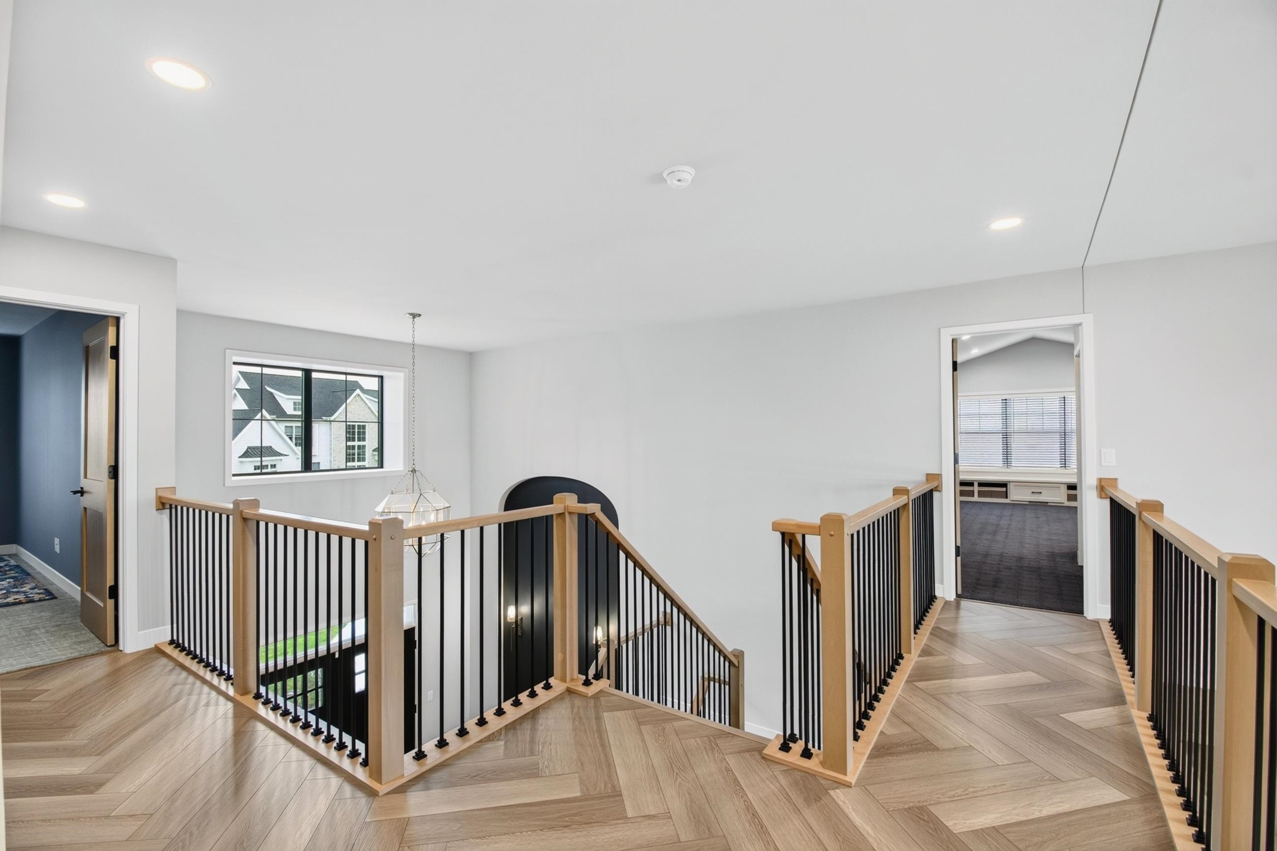905 Roger Court