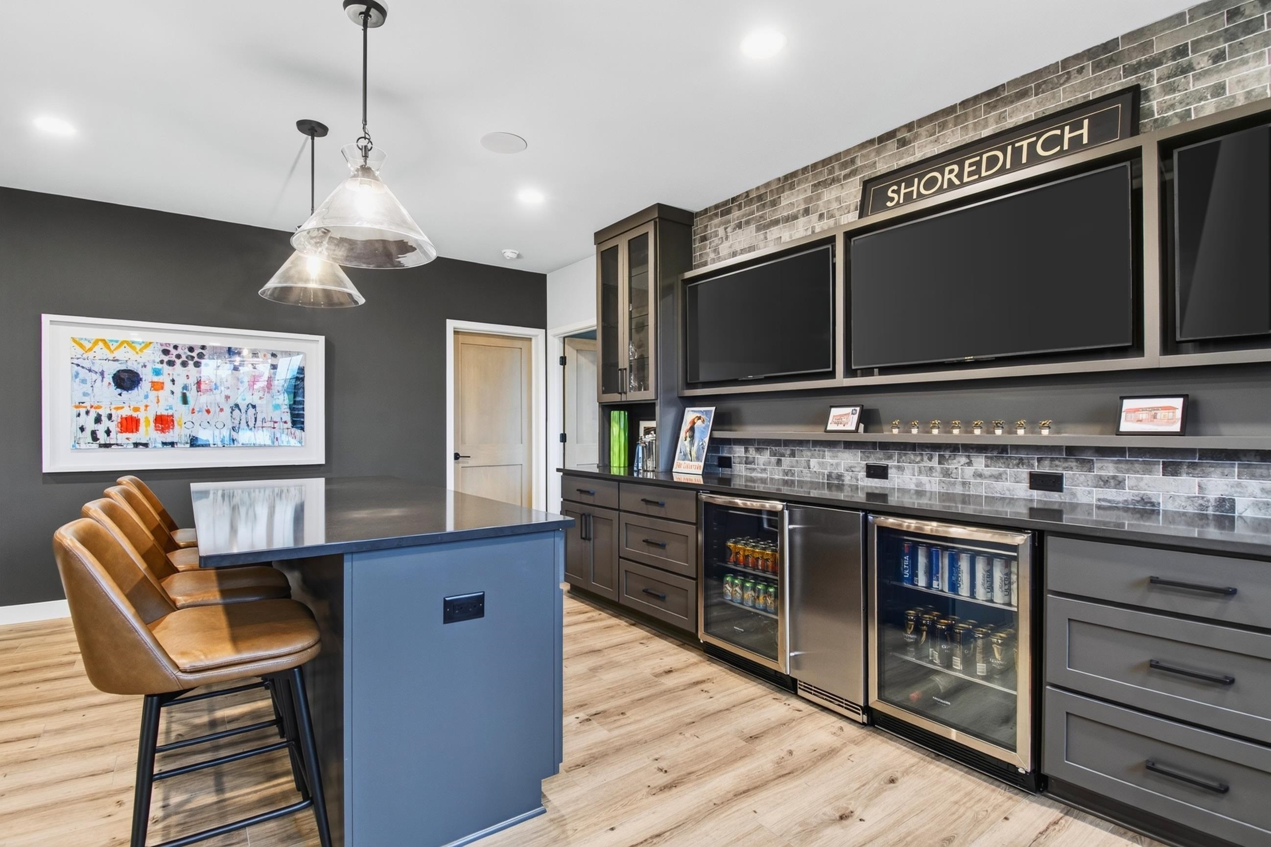 905 Roger Court