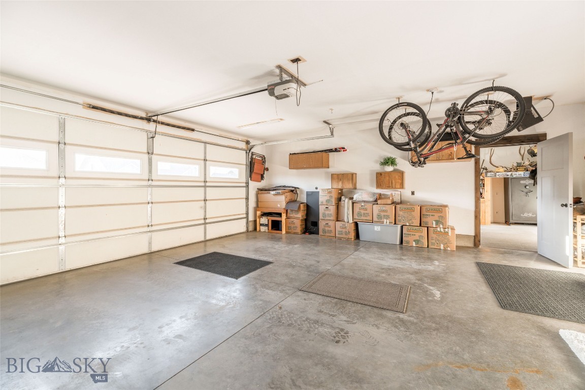 461 Cedar Wood Circle
