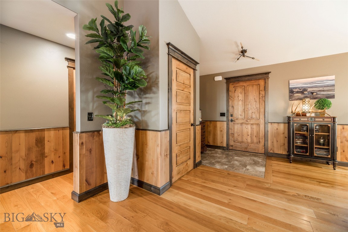 461 Cedar Wood Circle