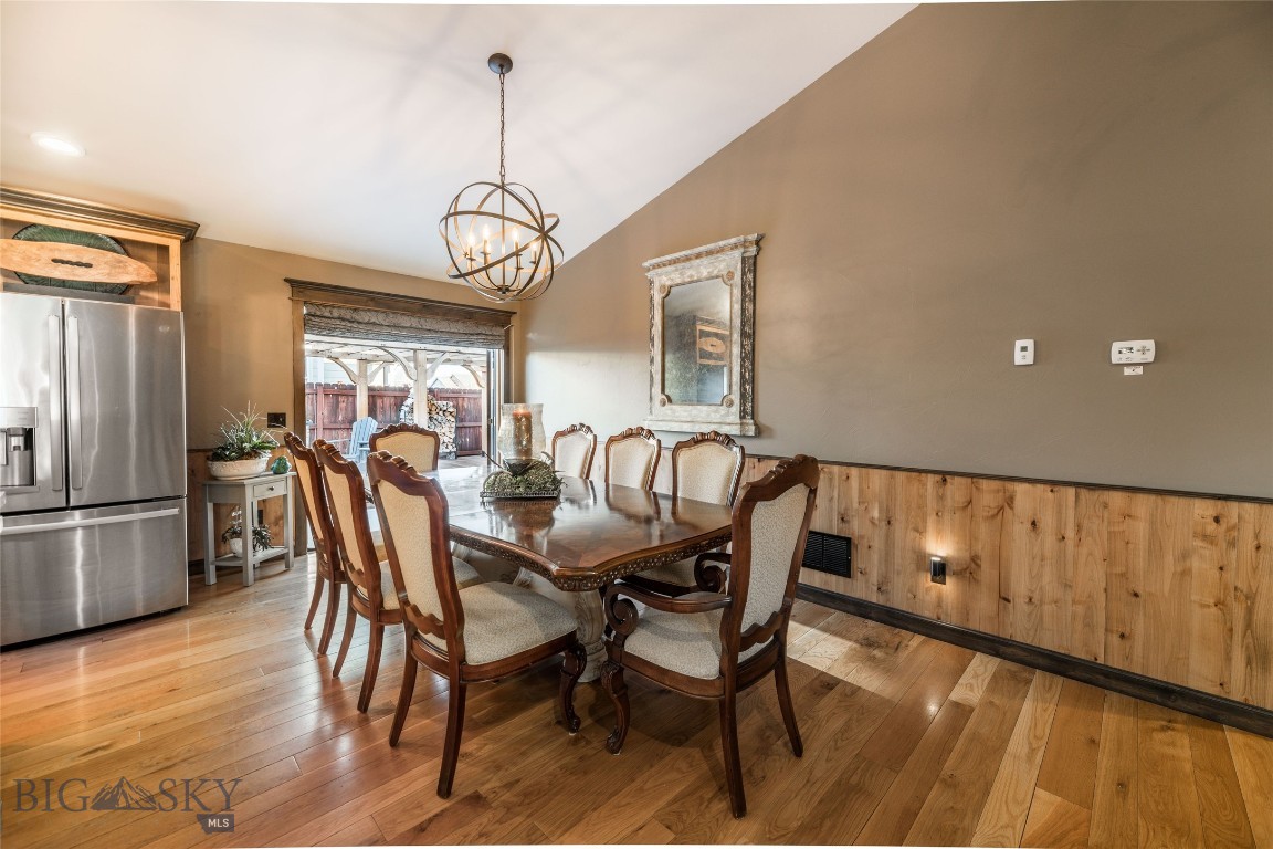 461 Cedar Wood Circle