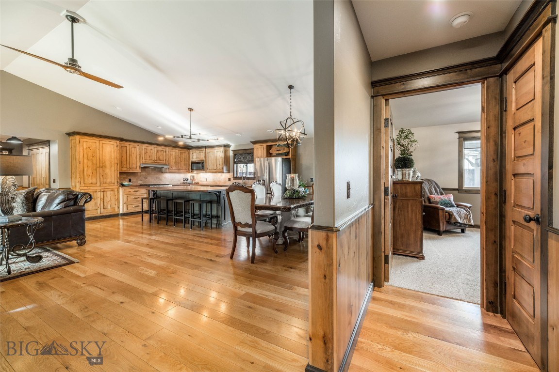 461 Cedar Wood Circle