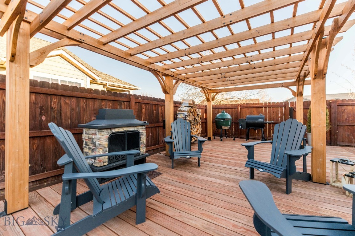 461 Cedar Wood Circle