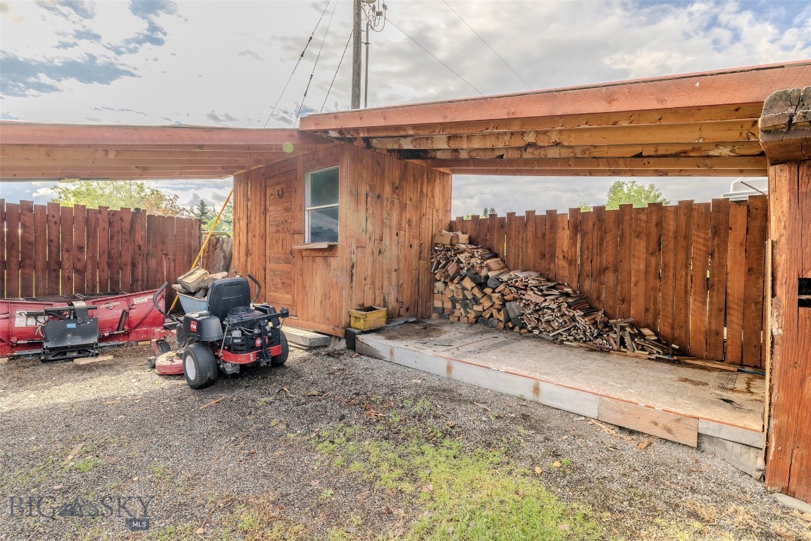 502 Table Mountain Drive