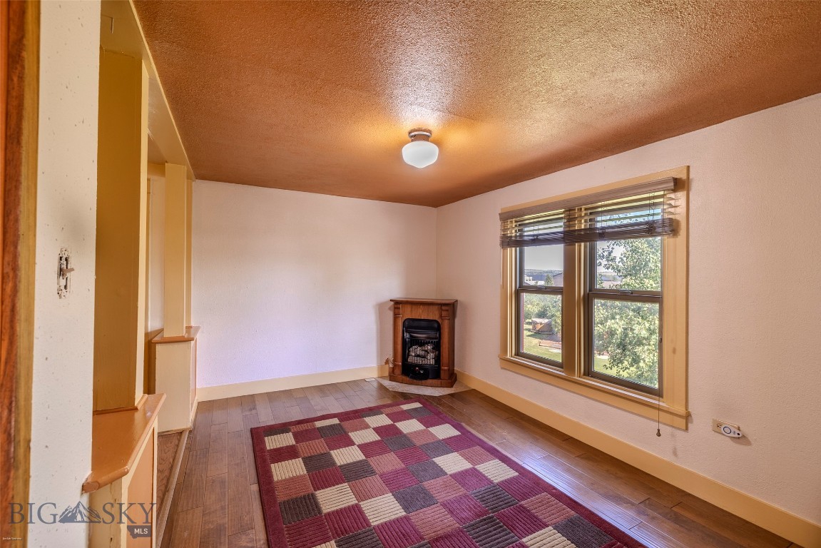 502 Table Mountain Drive