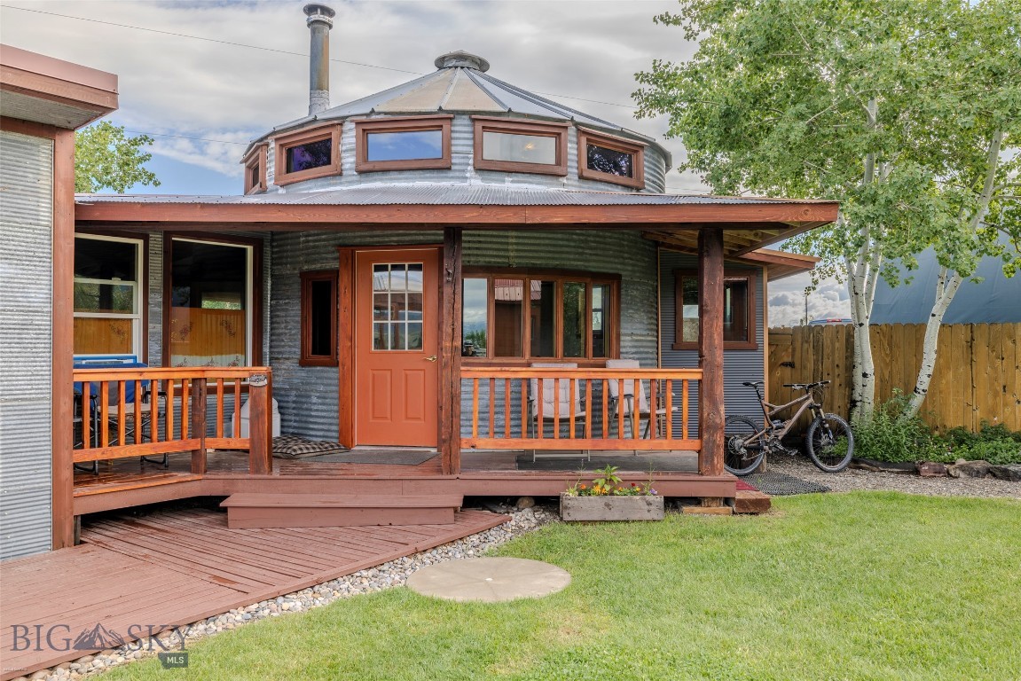 502 Table Mountain Drive