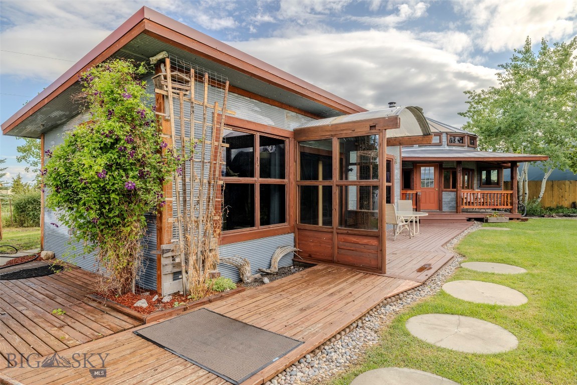502 Table Mountain Drive