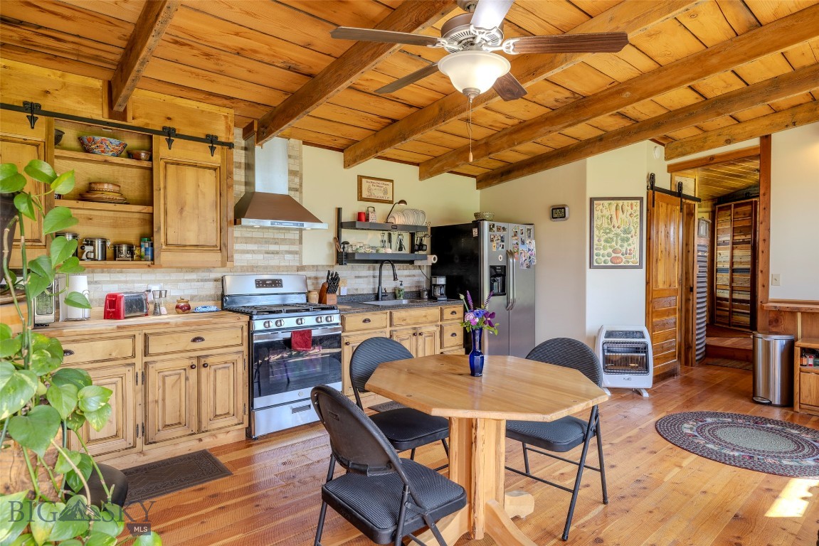 502 Table Mountain Drive