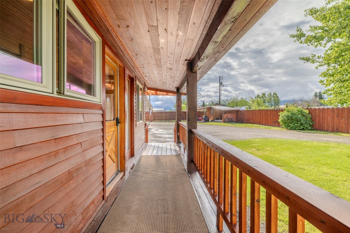 502 Table Mountain Drive