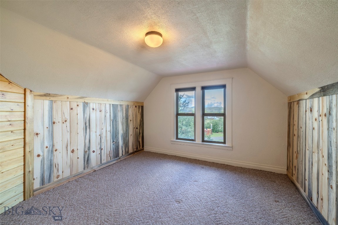 502 Table Mountain Drive
