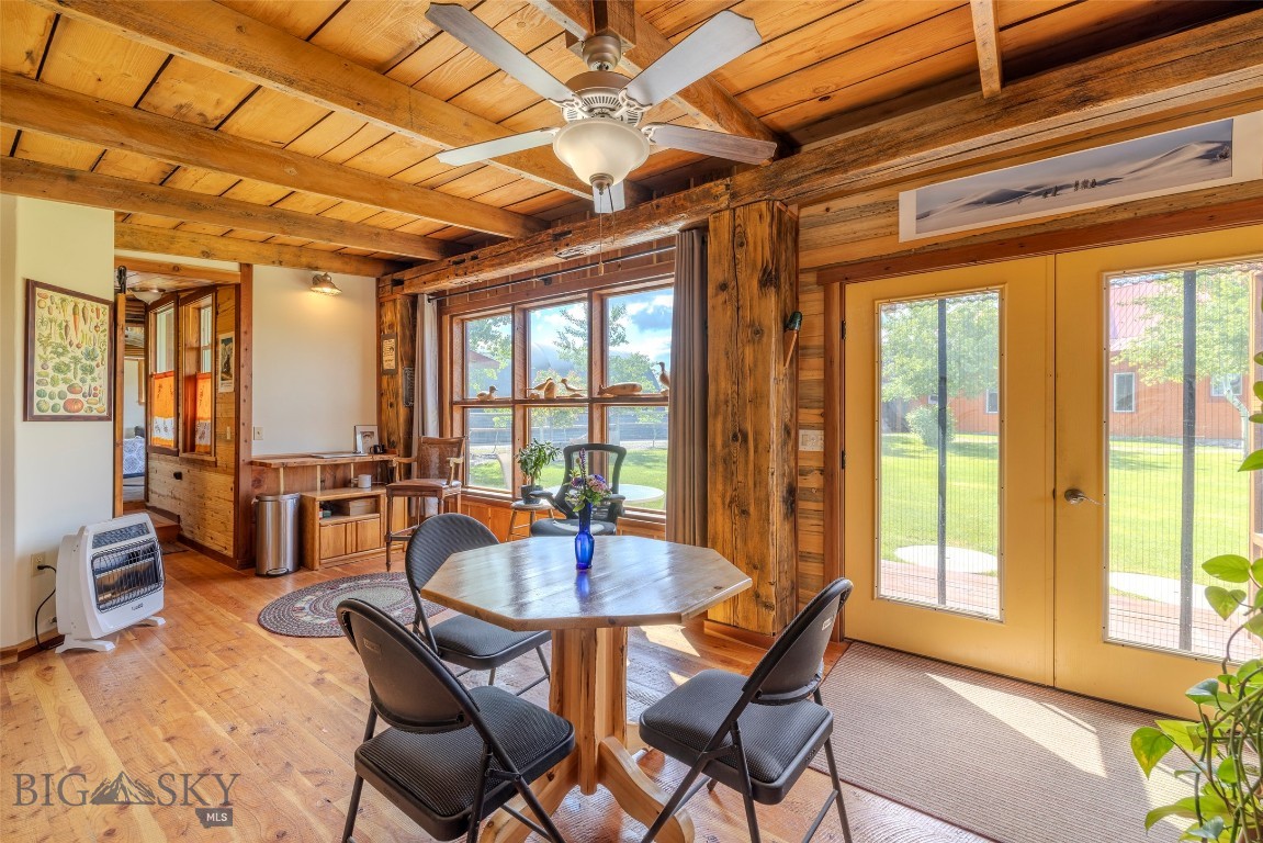 502 Table Mountain Drive