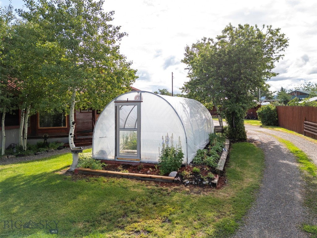 502 Table Mountain Drive