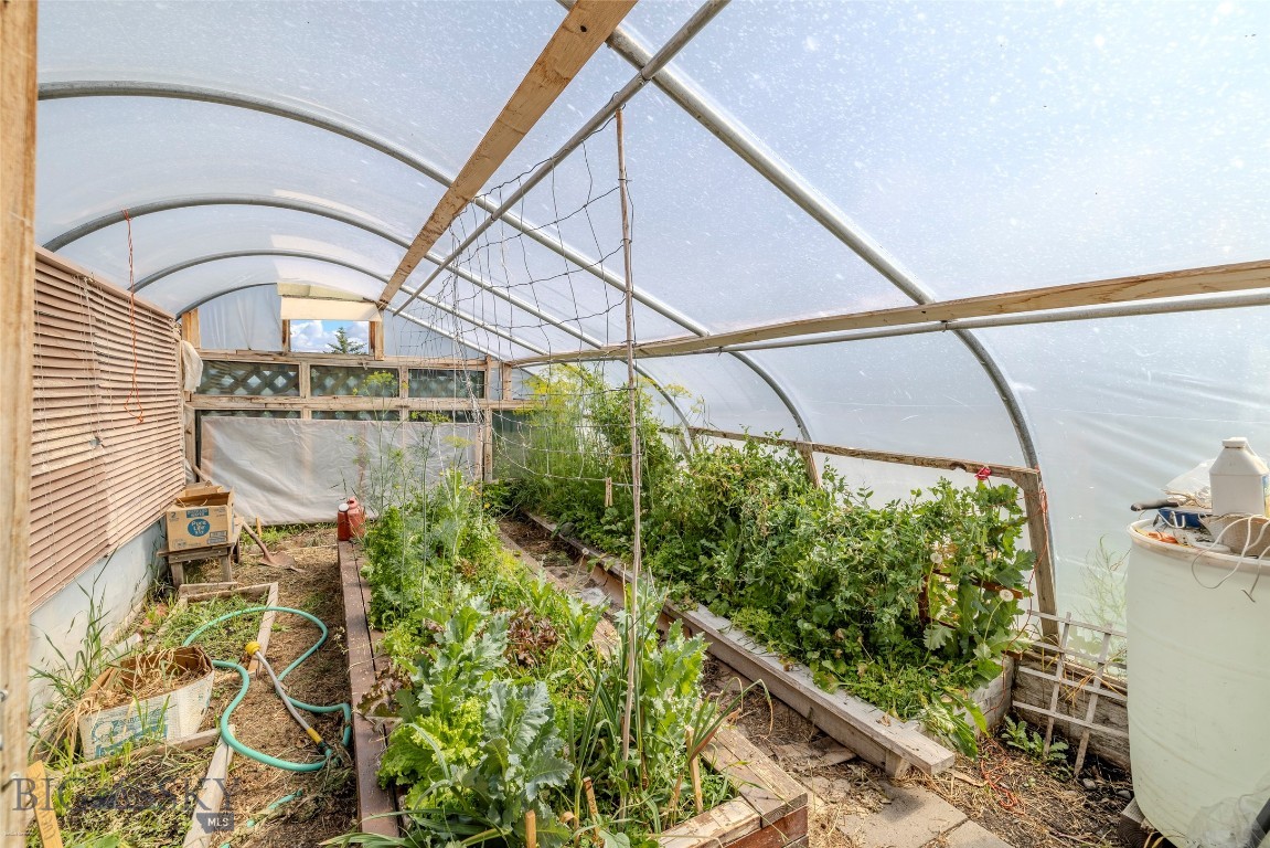 502 Table Mountain Drive