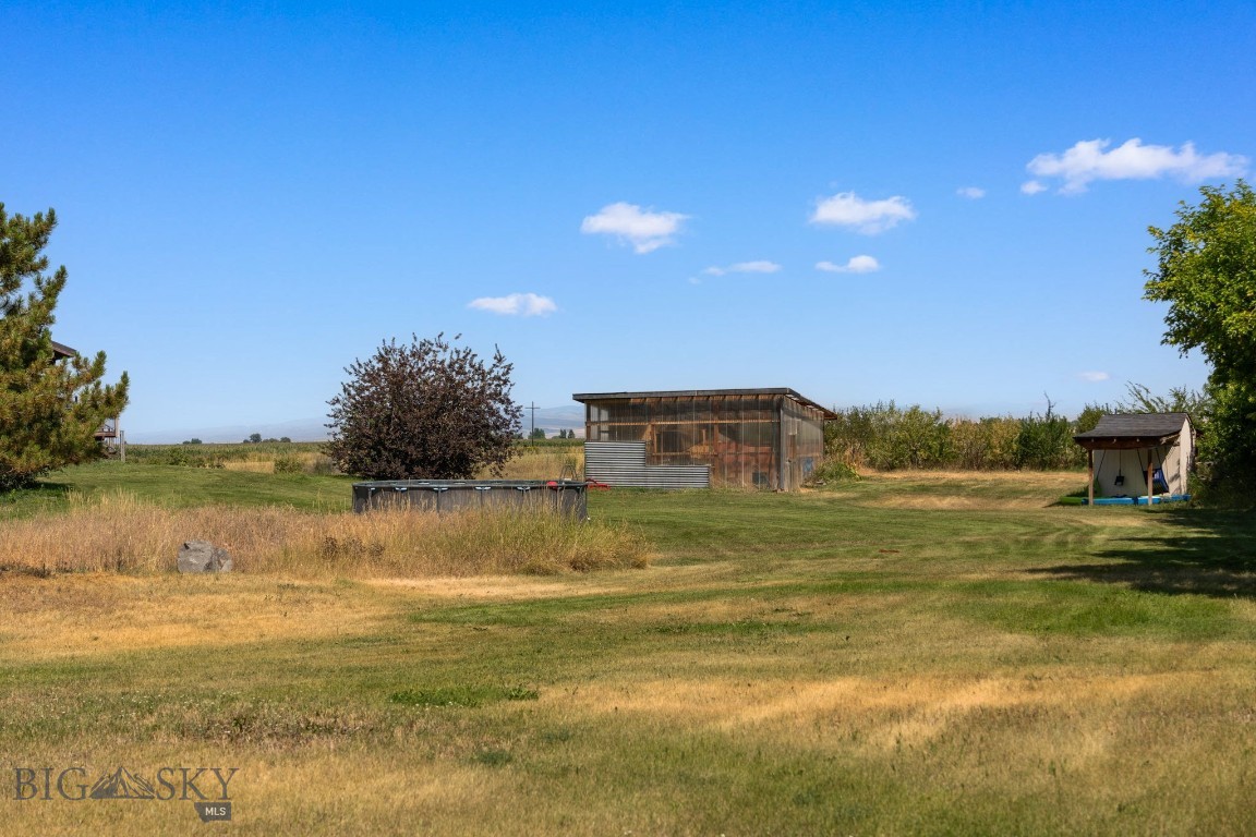 545 Coulee Drive