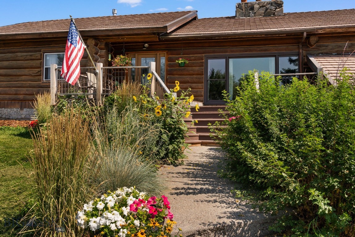 545 Coulee Drive