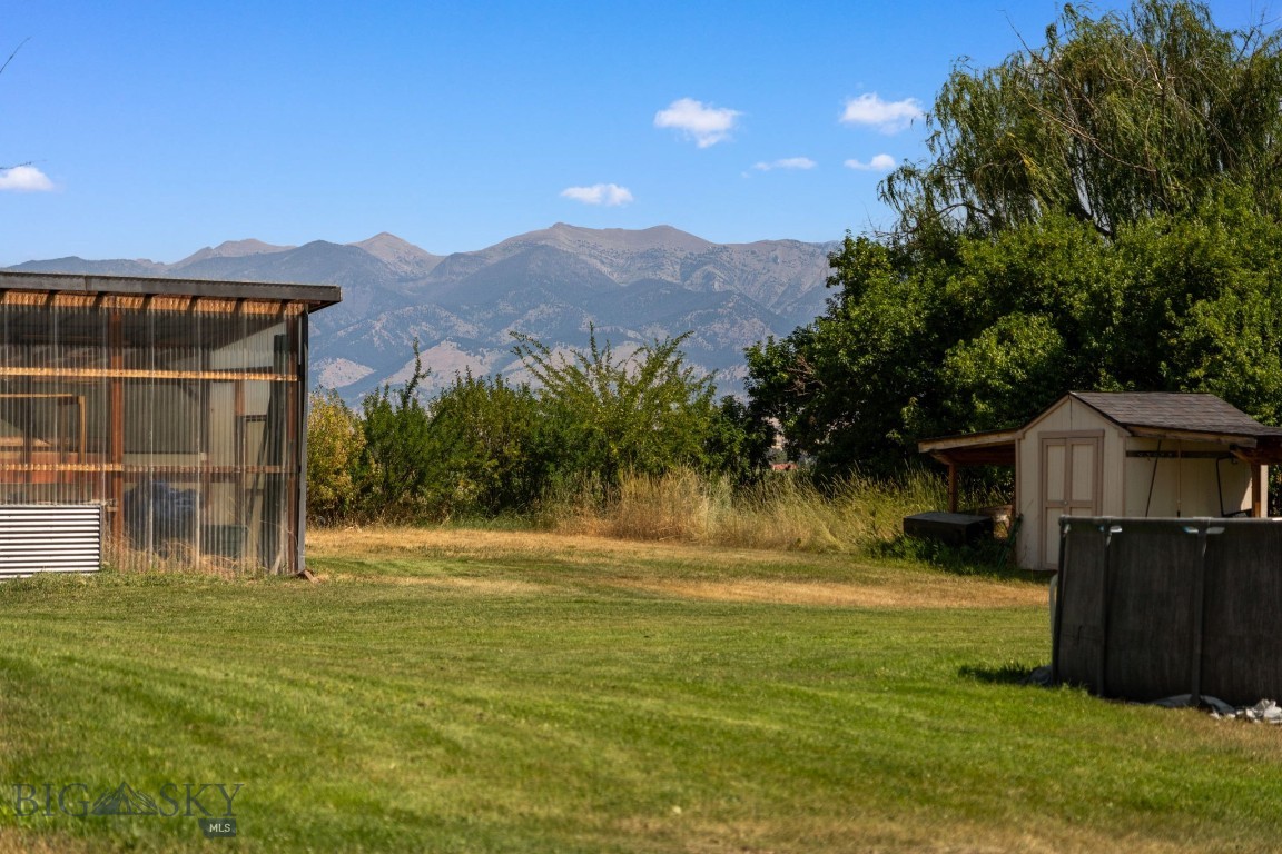 545 Coulee Drive