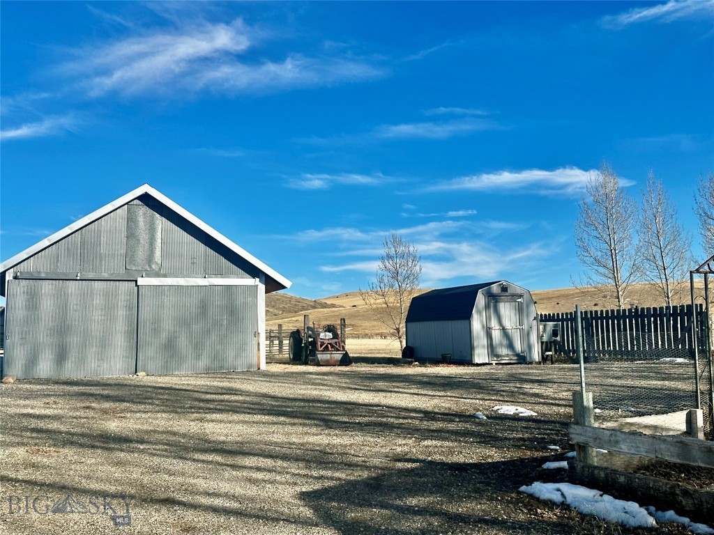 28 Secora Lane