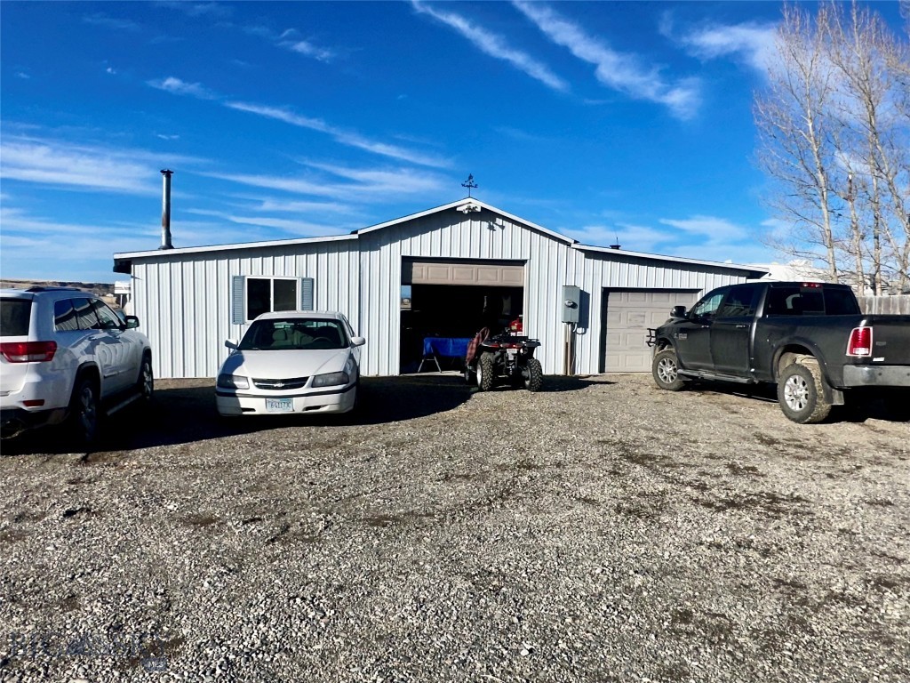 28 Secora Lane
