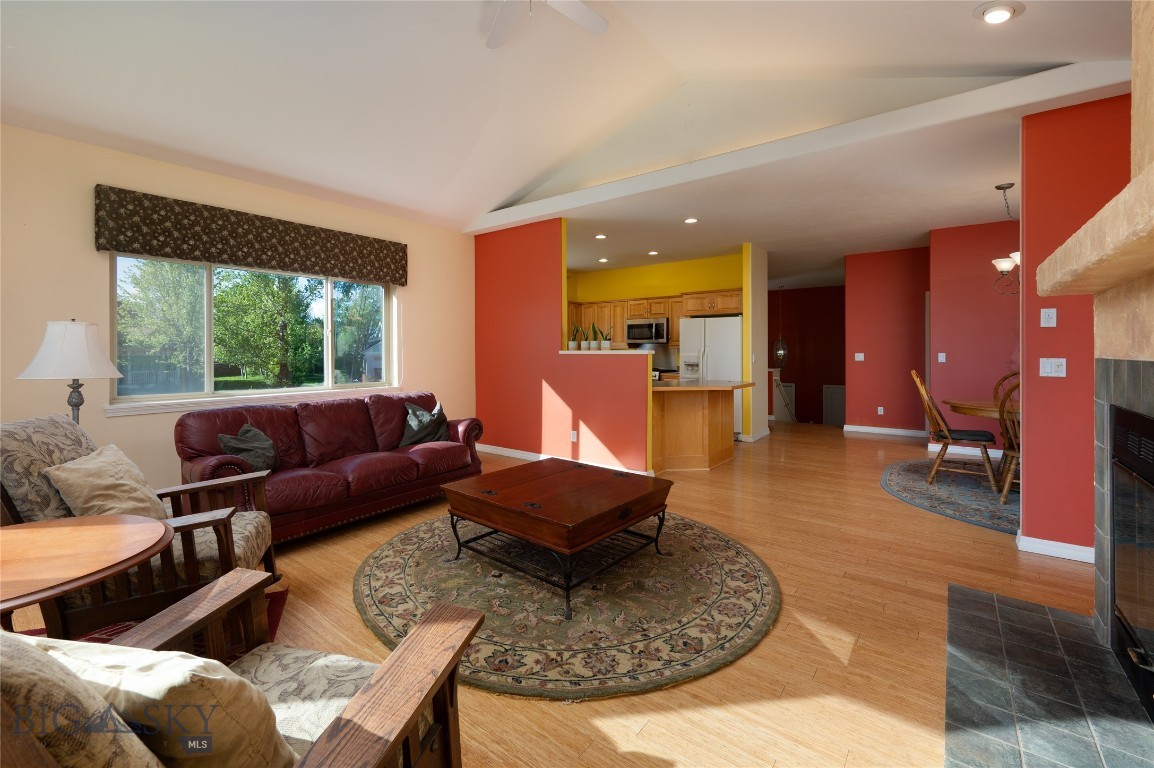 505 E Granite