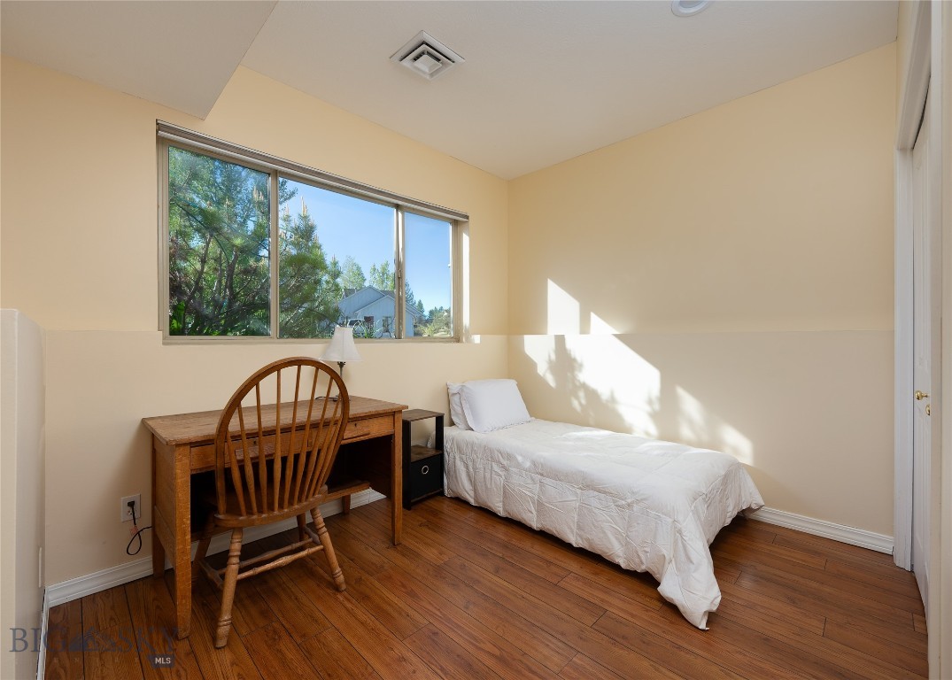 505 E Granite
