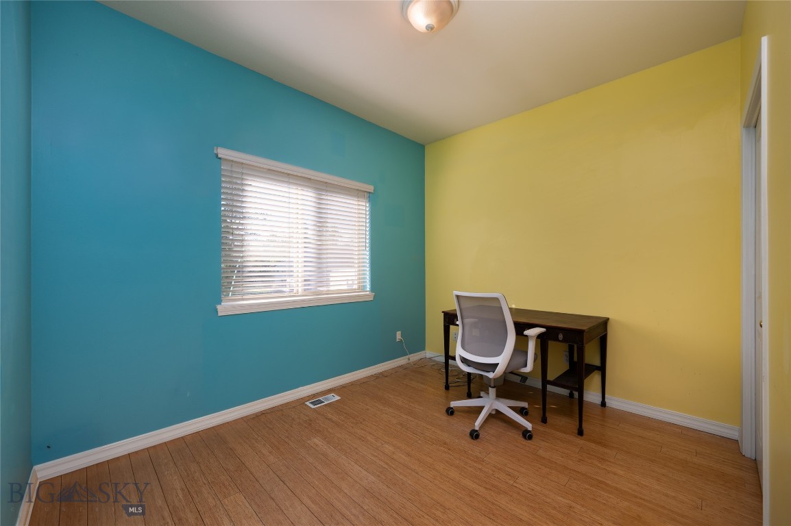 505 E Granite