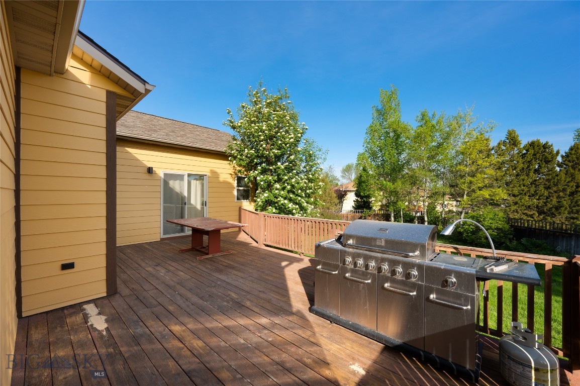 505 E Granite