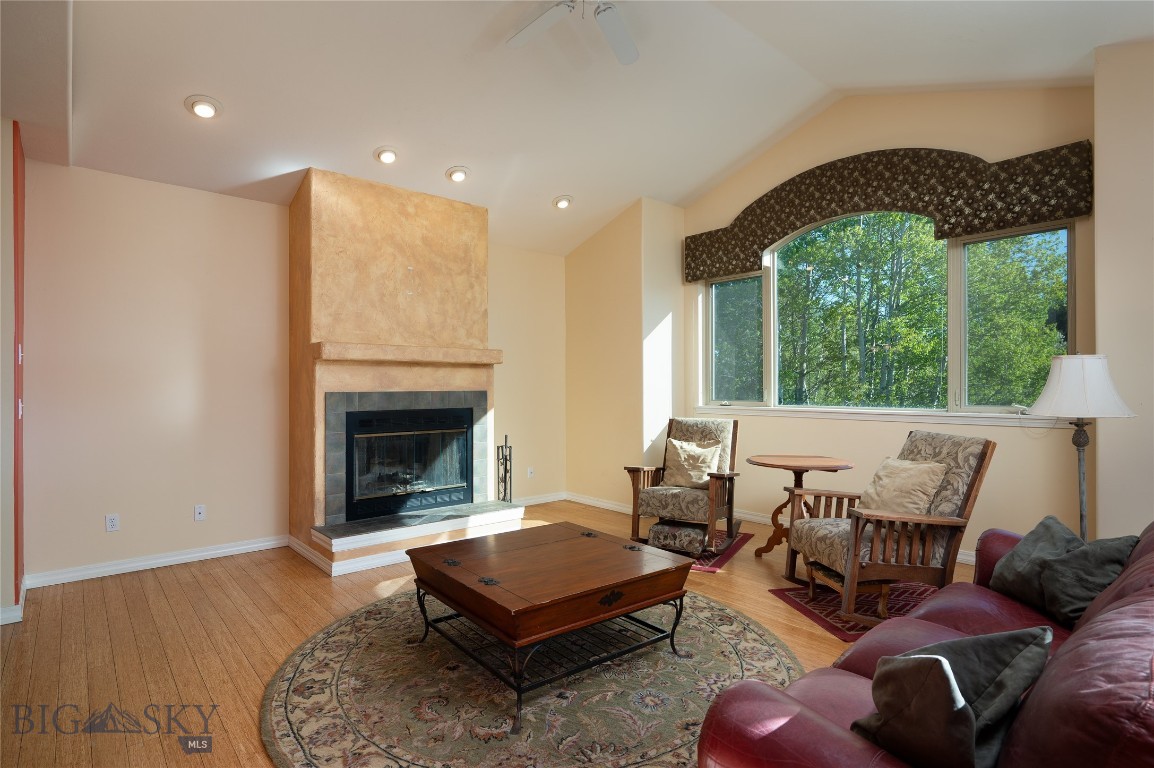 505 E Granite
