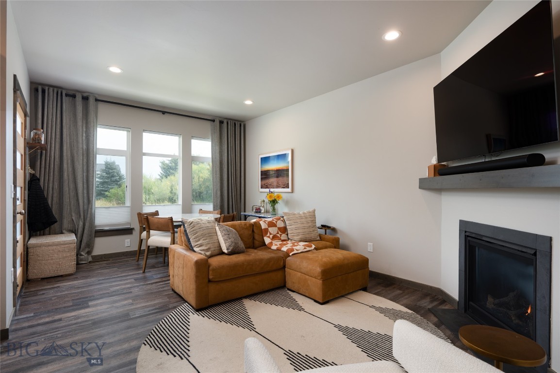 2310 Gallatin Green 13