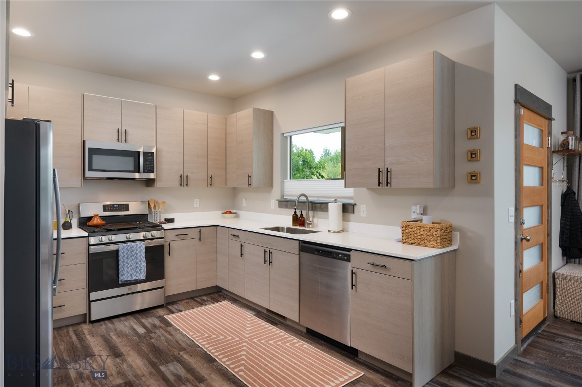 2310 Gallatin Green 13