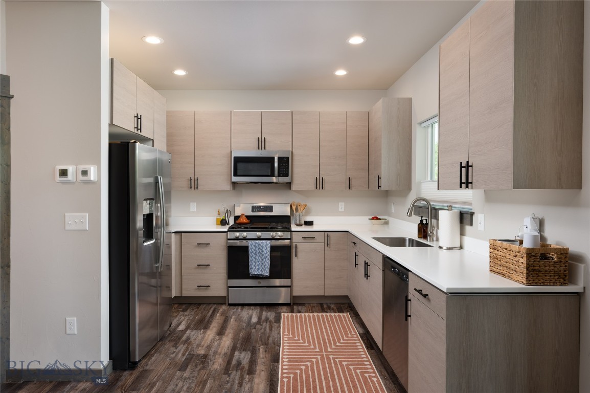 2310 Gallatin Green 13