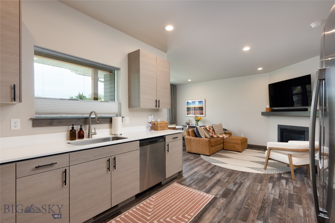 2310 Gallatin Green 13