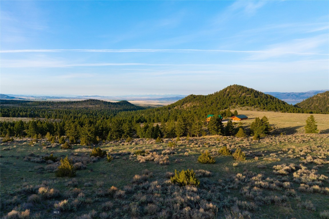 285 Lost Trail