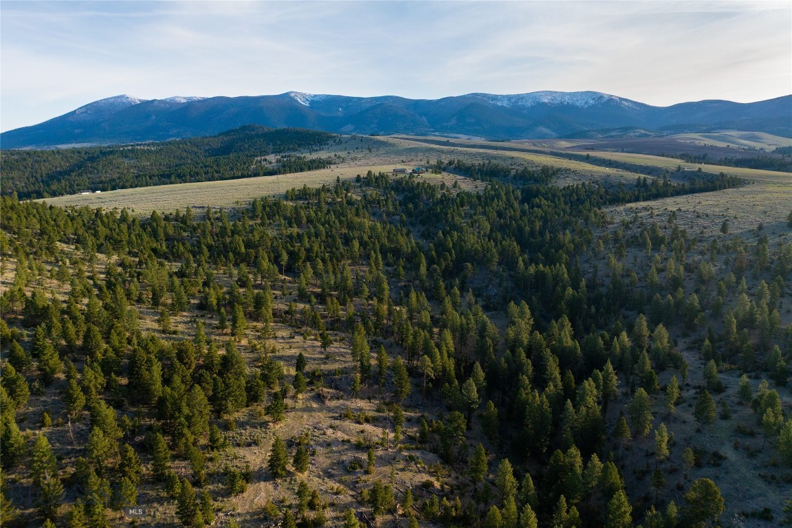 285 Lost Trail